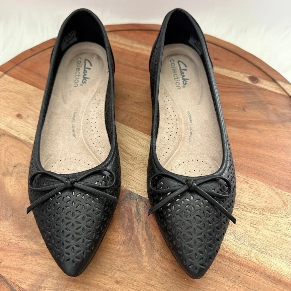 Clarks Natalyn Step Black Leather Laser Cut Bow Pointed Toe Pumps 5.5 M 26182036